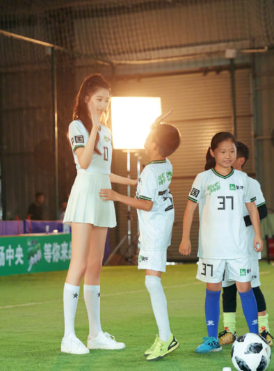何冰娇家境殷实 体育商业背景揭秘
